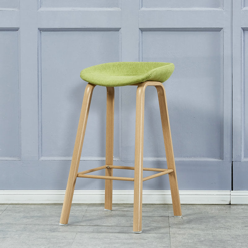 Iron Scandinavian Style Counter Stools Backless Bar Stools with Bucket Seat
