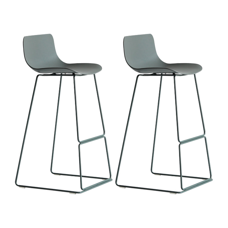 Modern Metal Plastic Bar Stools Indoor Barstool with Iron Legs and Low Back