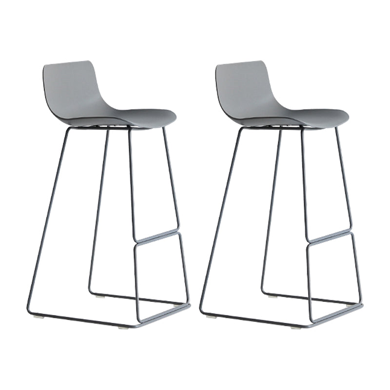 Modern Metal Plastic Bar Stools Indoor Barstool with Iron Legs and Low Back