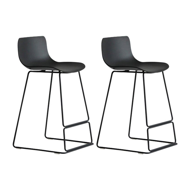 Modern Metal Plastic Bar Stools Indoor Barstool with Iron Legs and Low Back