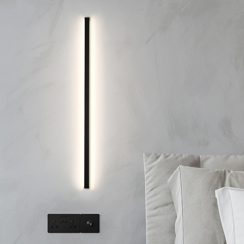 Lineare Form Metallwandbeleuchtung moderner Stil 1-Licht-Wandleuchte in Schwarz