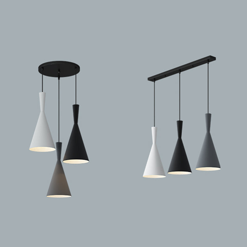 Forme de cône en métal Lumières suspendues modernes style 3 lumières suspendues à la chambre à coucher
