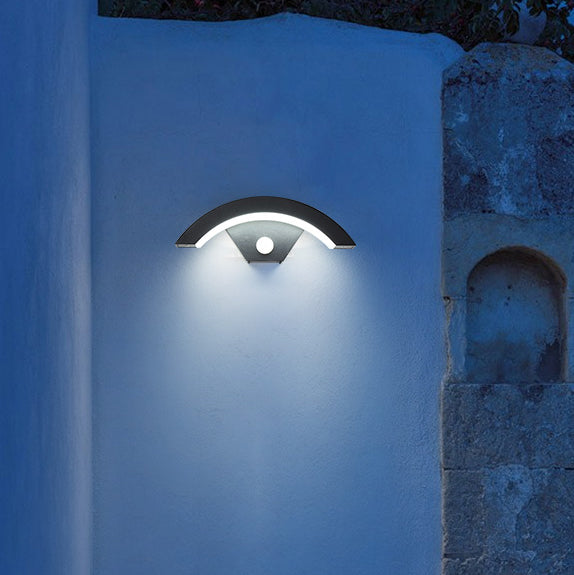 Moderne Stil Aluminium Wandleuchten Arc Form 11,5 "breites LED -Wandlicht für Outdoors