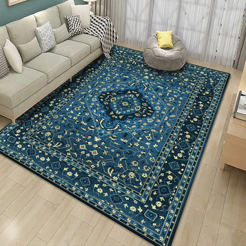 Black Vintage Carpet Polyester Pattern Carpet Stain Resistant Carpet for Living Room