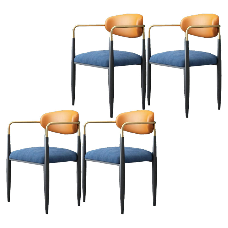 Silla de comedor tapizada contemporánea con respaldo abierto y acabado mate