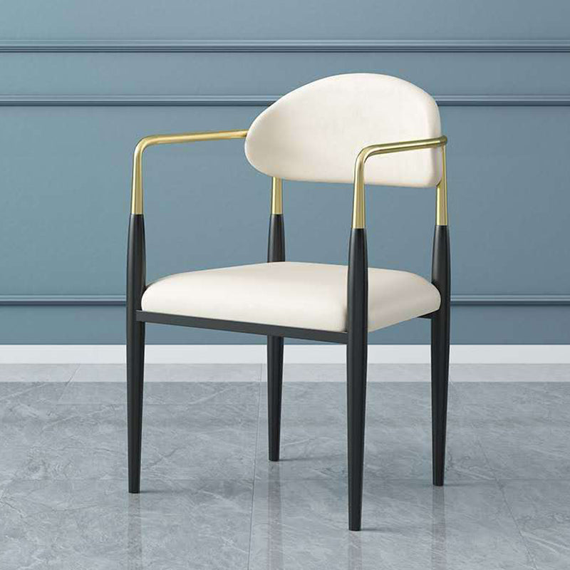Chaise de salle à manger à dossier ouvert de finition mate de fauteuil tapissé contemporain de restaurant