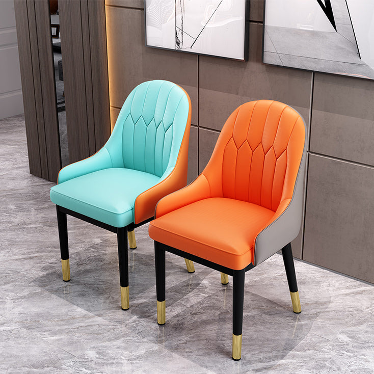 Sillas de comedor Glam, silla Parsons curvada de cuero con acabado mate para cocina