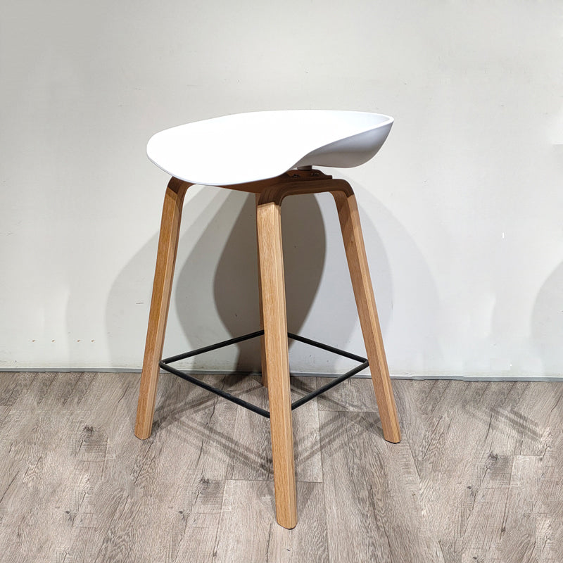 Sgabello da bar per interni con sgabello in legno massiccio contemporaneo con corda per cucina
