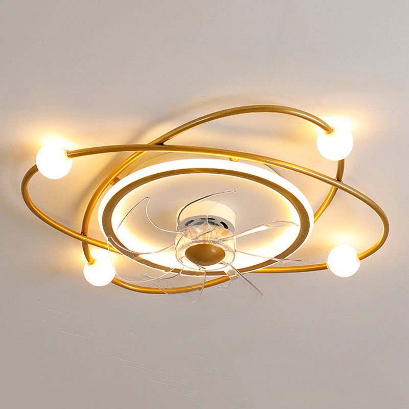 Nordische Metall Deckenlüftungslampe Multi-Head-Flush-Mount-Leuchten mit ABS-Lüfterklinge