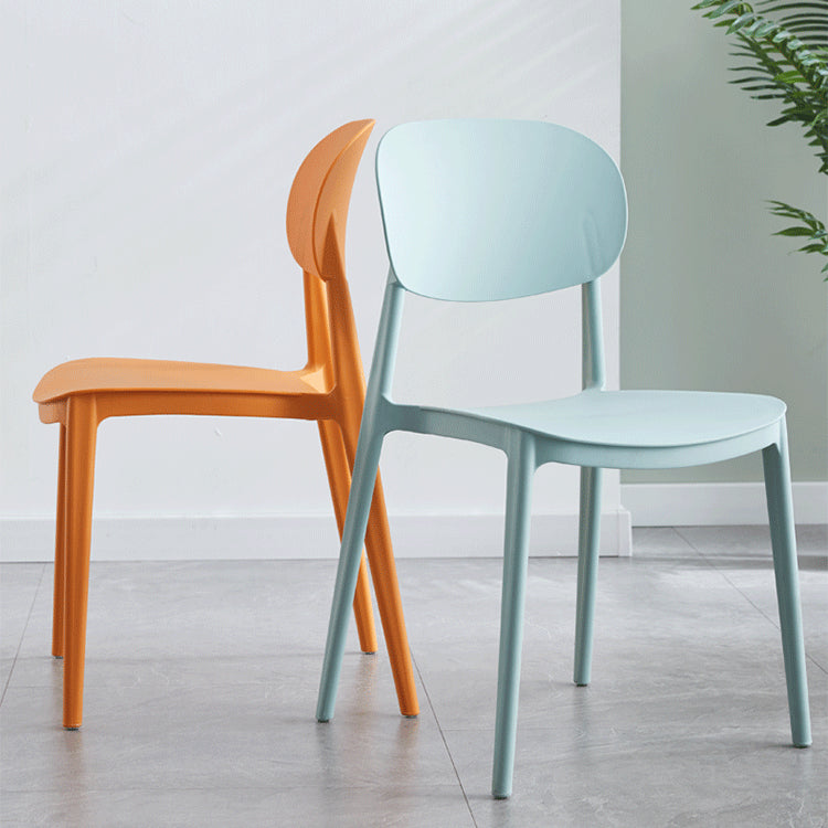 Silla lateral de plástico moderna Silla de comedor con respaldo sólido para restaurante