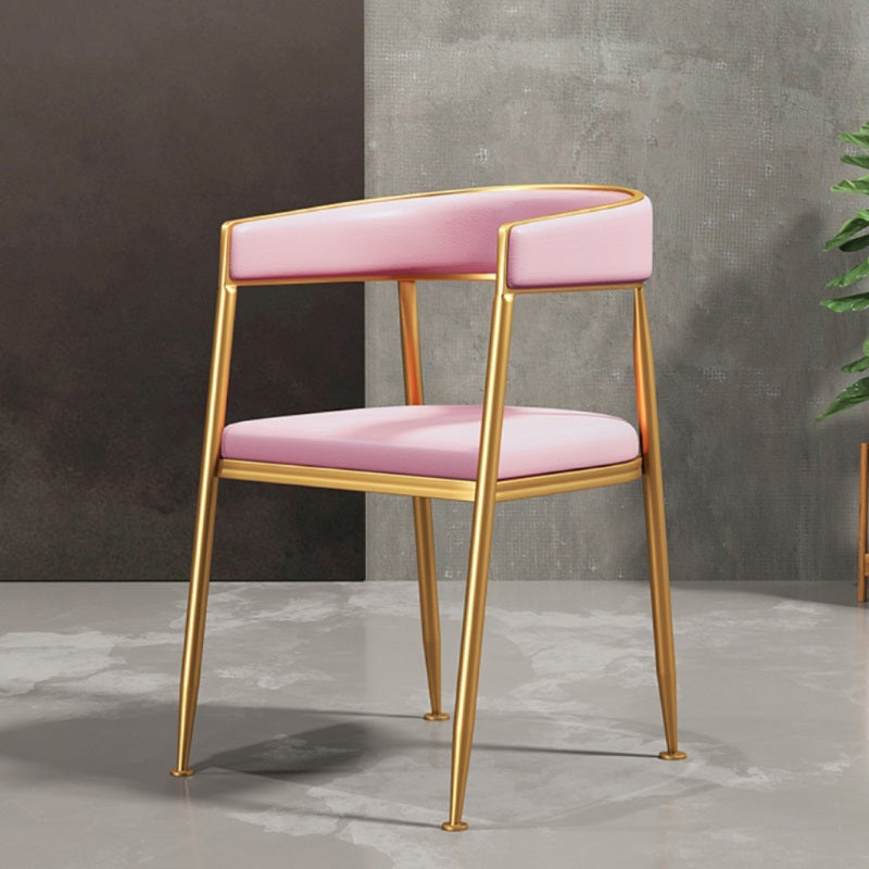 El comedor del metal de Glam preside el sillón tapizado trasero abierto