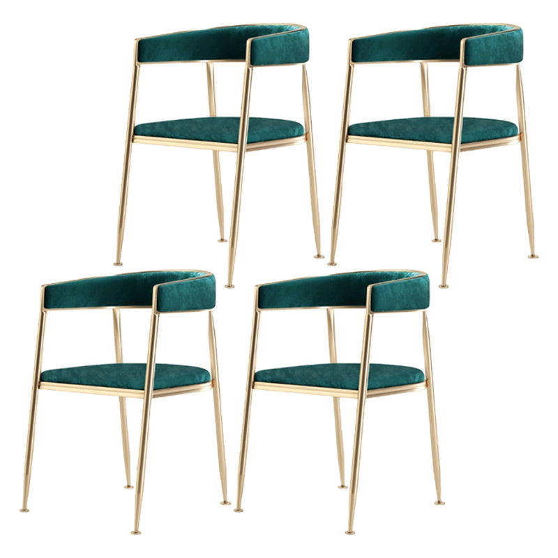 El comedor del metal de Glam preside el sillón tapizado trasero abierto