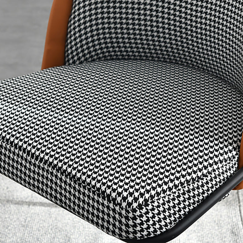 Sillas de comedor nórdicas Sillón Parsons para cocina con patas de metal