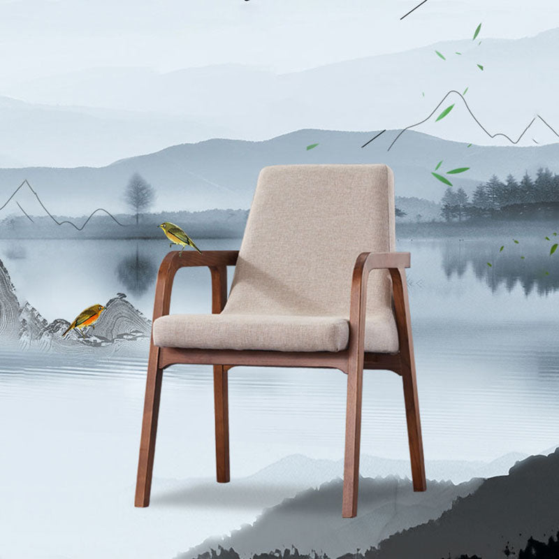Silla de comedor de madera tradicional para uso doméstico Silla acolchada con respaldo sólido con brazo