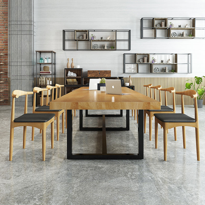 Mesa de comedor rectangular industrial de metal, mesa superior de madera maciza de pino con base de caballete