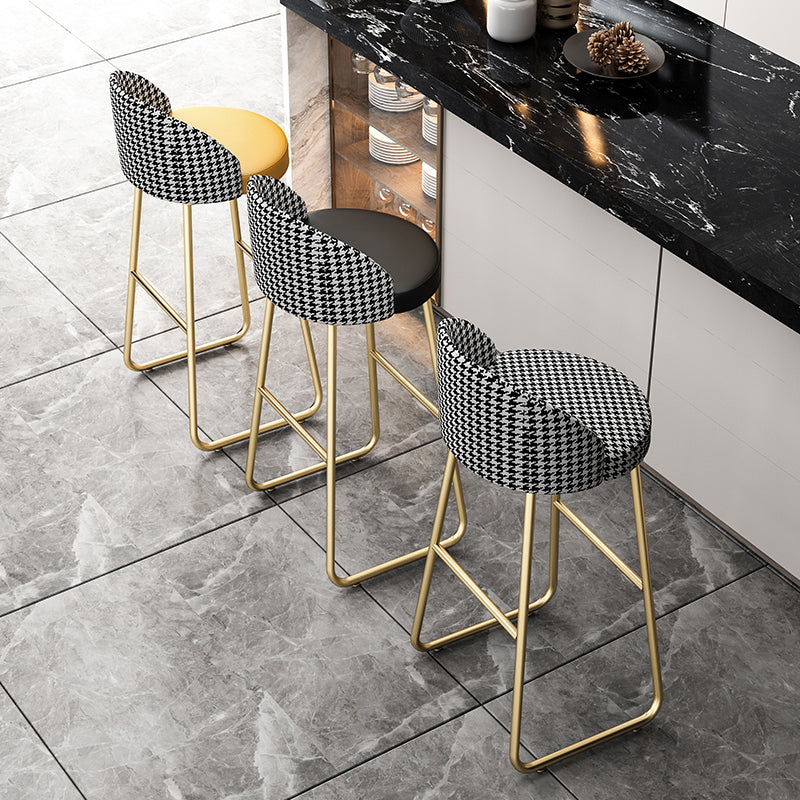 Scandinavian Iron Counter Stools Upholstered Low Back Bar Stools with Round Seat