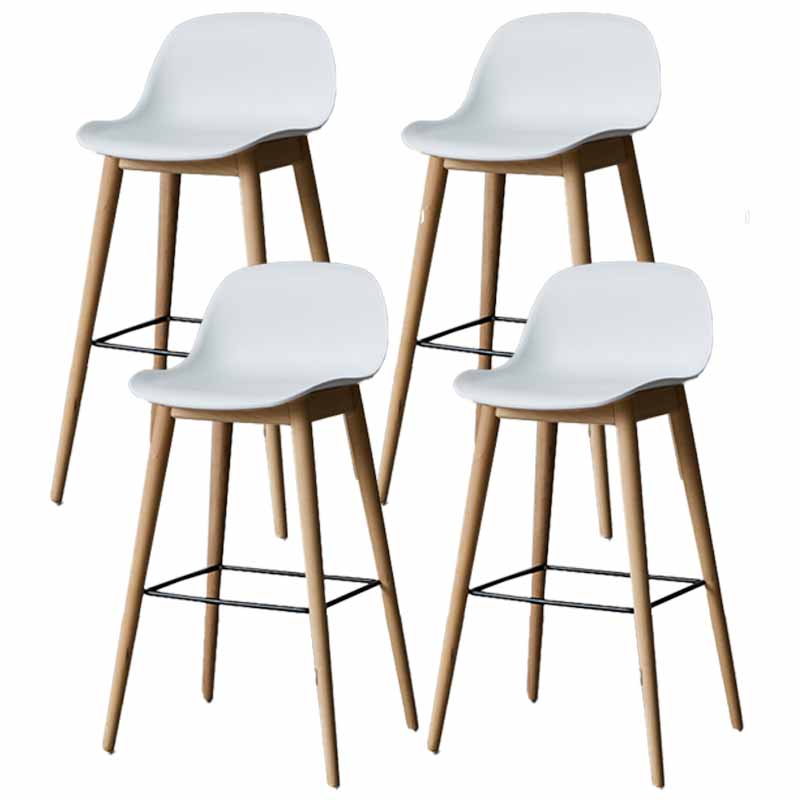 Taburetes de madera escandinavos para mostrador, taburetes de bar de plástico con respaldo bajo y reposapiés