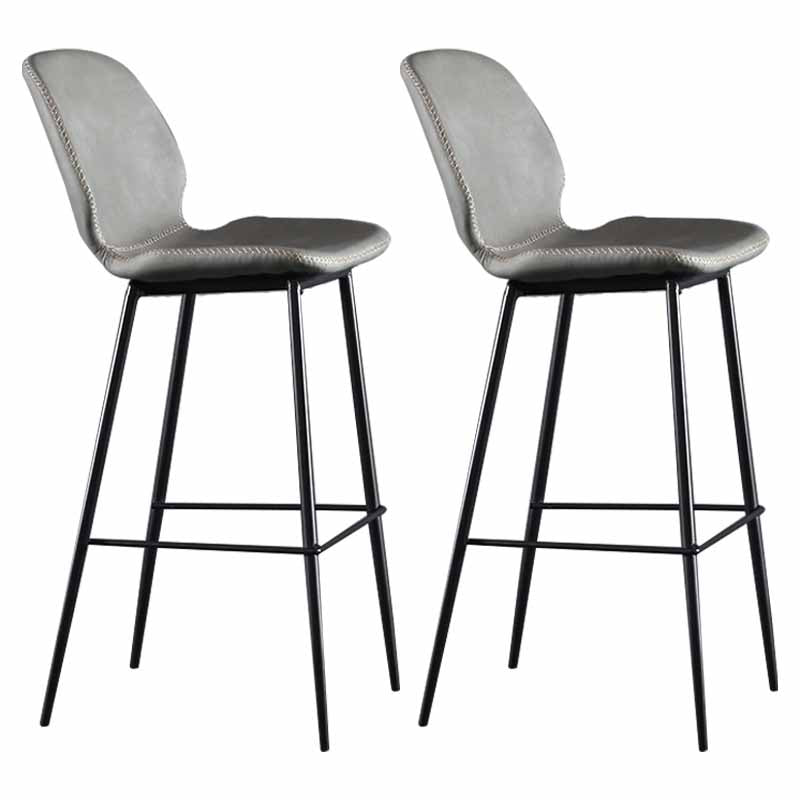 Taburetes industriales de cuero para mostrador, taburetes de bar con respaldo bajo de metal negro con reposapiés