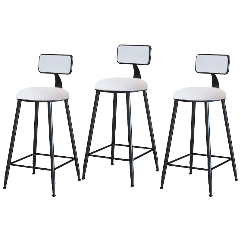 Taburetes de bar tapizados en negro, taburetes de bar escandinavos con respaldo bajo (juego de 3)