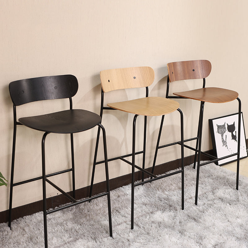Industrieller, schlichter Barhocker aus Eisen, Restaurant-Hocker mit Holzsitz, 1 Stück