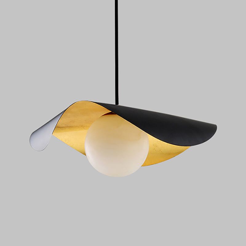 Éclairage de suspension en forme de feuille de lotus postmoderne Métal 1-Light Dining Room Hanging Light