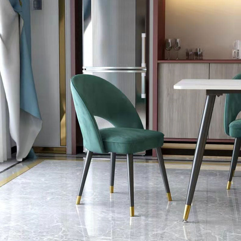 Sillas de comedor Nordic Glam, sillas laterales sin brazos con respaldo abierto para cocina con patas de metal