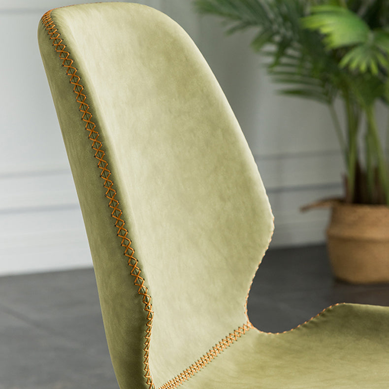 Silla lateral de comedor de metal moderno, respaldo sólido, silla sin brazos para uso en restaurantes