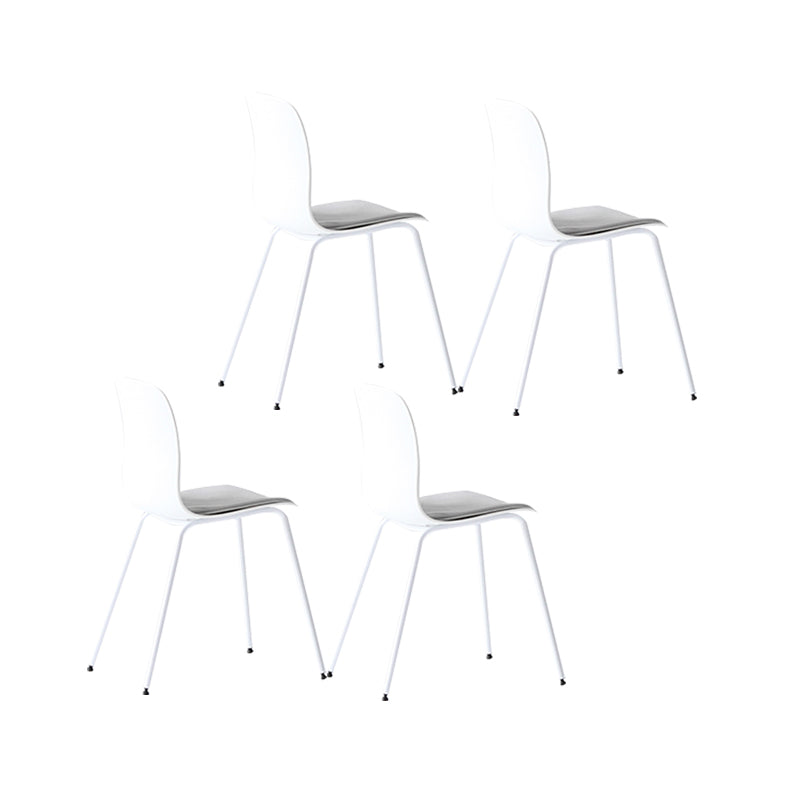 La salle à manger en plastique contemporaine préside des chaises de salle à manger en métal sans bras pour un usage domestique