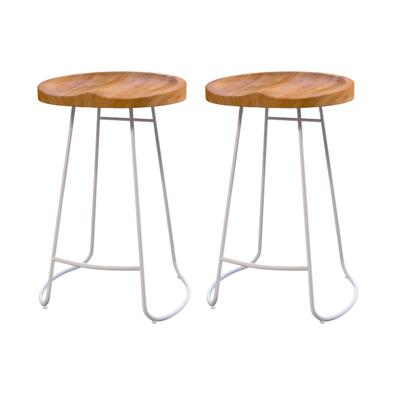 Modern Style Bar Stuhl konturierte Holzsitz Schlittenbeine Barhocker für Innenräume