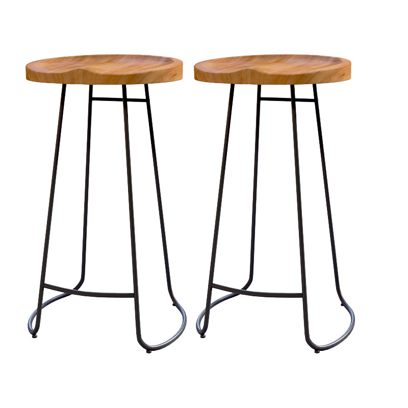 Modern Style Bar Stuhl konturierte Holzsitz Schlittenbeine Barhocker für Innenräume