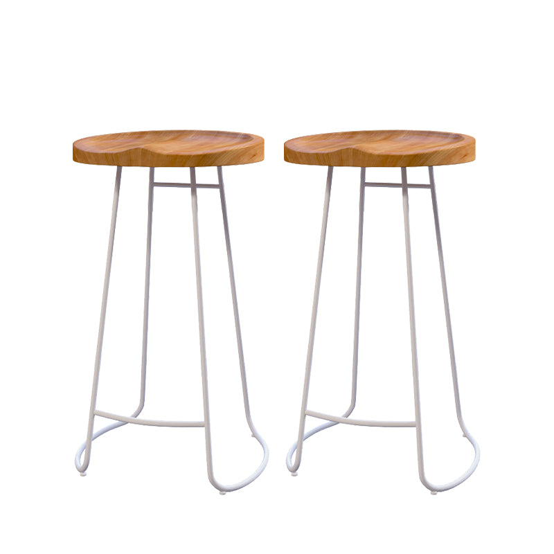 Modern Style Bar Stuhl konturierte Holzsitz Schlittenbeine Barhocker für Innenräume