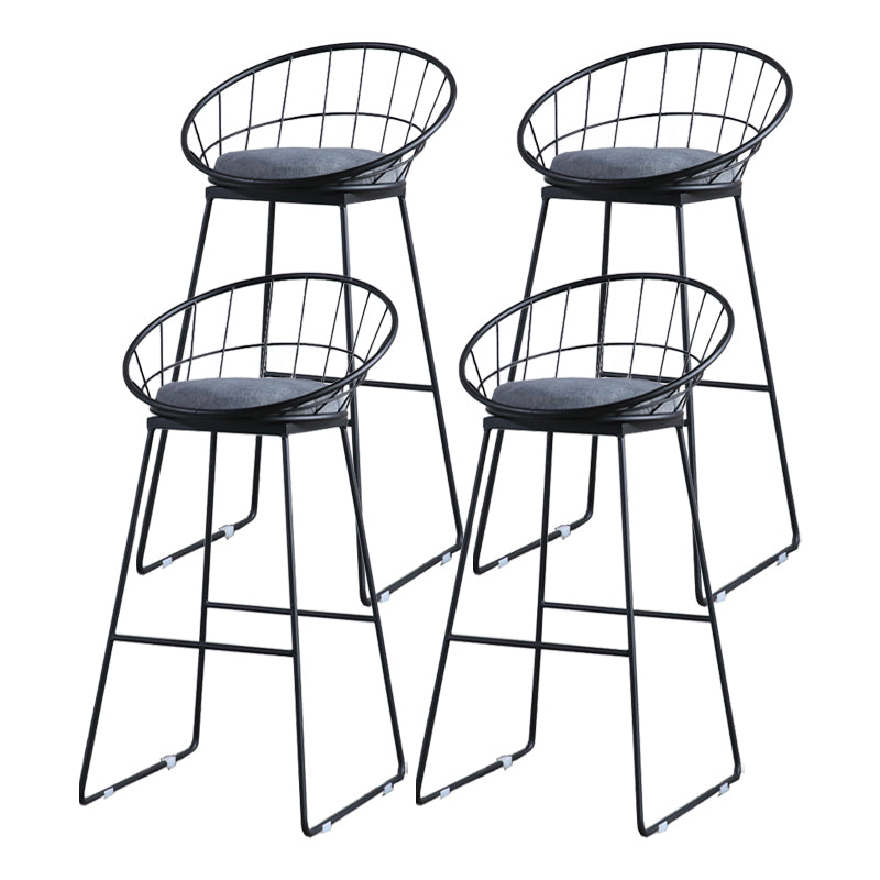 Barhocker im modernen Stil, Barhocker mit Eisenschlittenbeinen, Fußstütze und Kissen