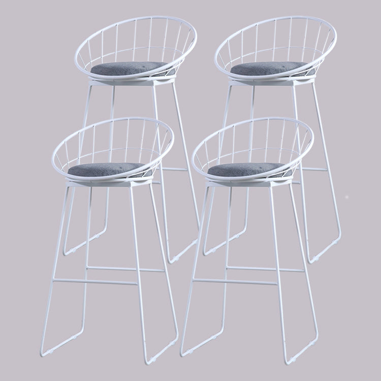 Barhocker im modernen Stil, Barhocker mit Eisenschlittenbeinen, Fußstütze und Kissen