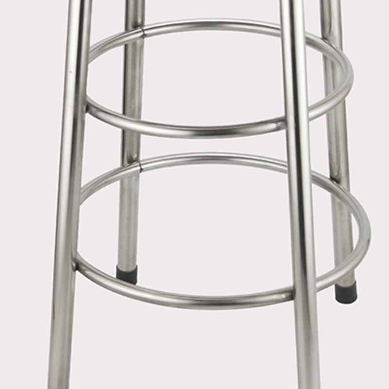 Barhocker im industriellen Stil aus Edelstahl mit rundem Sitz und Thekenhocker für die Küche