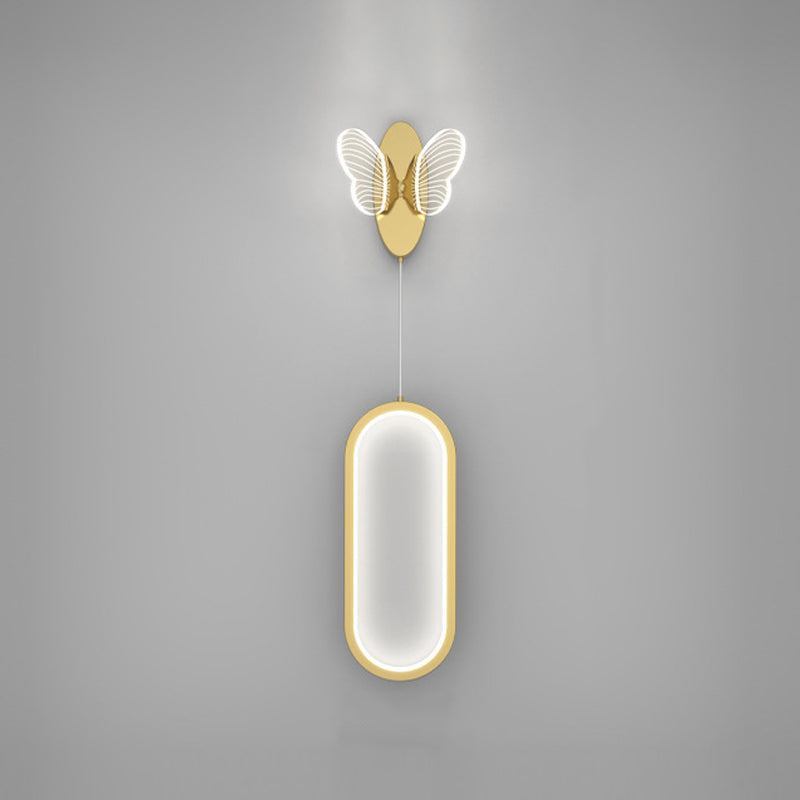 Éclairage mural en métal de forme géométrique