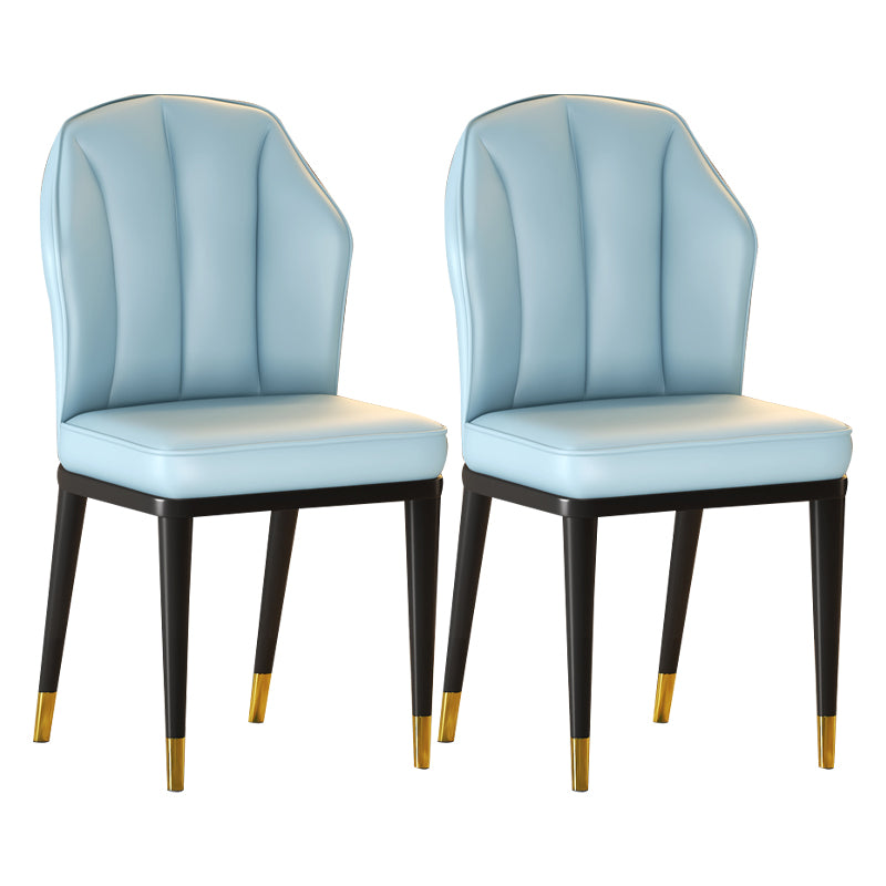 Sillas sin brazos de comedor de metal Glam tapizadas sillas de cuero para restaurante