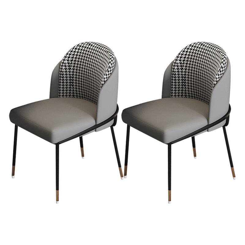 Silla de comedor de metal Glam, silla sin brazos lateral de comedor tapizada para uso en restaurantes