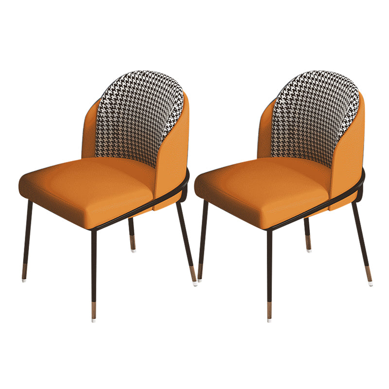 Silla de comedor de metal Glam, silla sin brazos lateral de comedor tapizada para uso en restaurantes