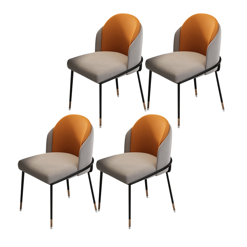 Silla de comedor de metal Glam, silla sin brazos lateral de comedor tapizada para uso en restaurantes