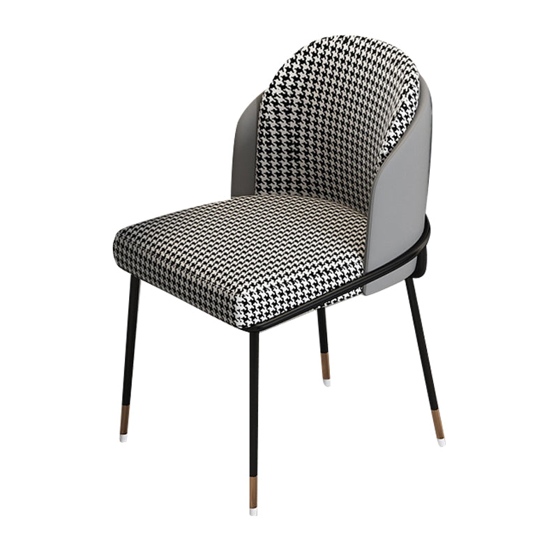 Silla de comedor de metal Glam, silla sin brazos lateral de comedor tapizada para uso en restaurantes