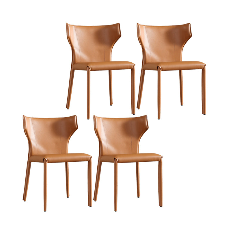 Silla lateral moderna con respaldo de orejas, silla de cuero con acabado mate para comedor
