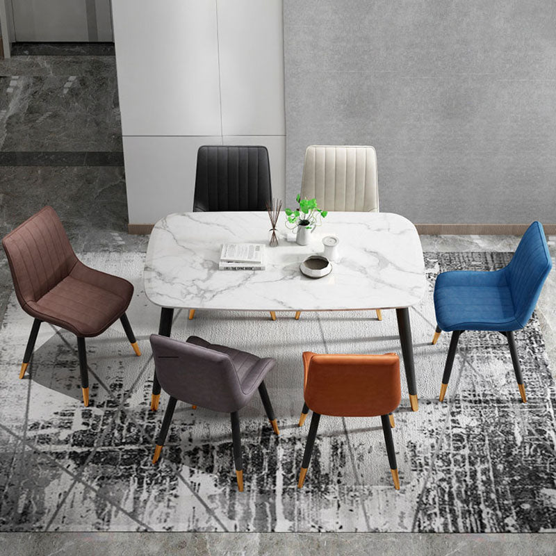 Silla auxiliar de comedor contemporánea Silla Parsons curvada de cuero con acabado mate