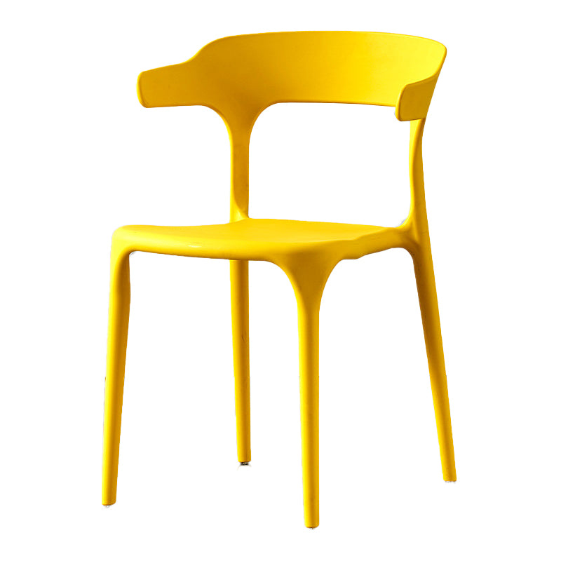 Polcatura da pranzo in plastica in plastica scandinava.