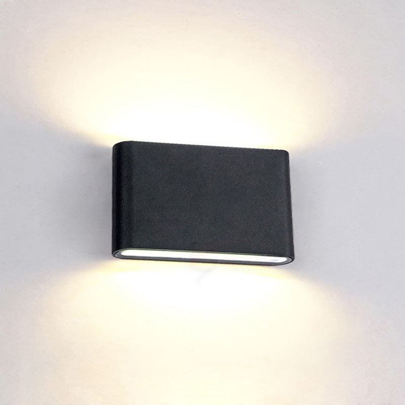 Acconde a parete in metallo a forma quadrata moderna illuminazione montata a 2 luci