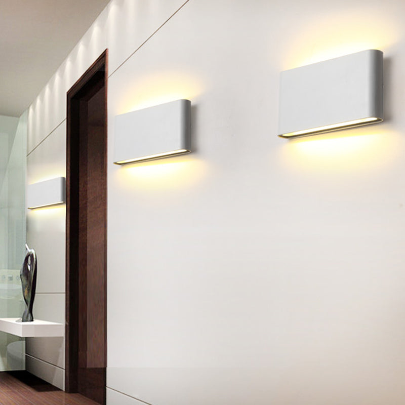 Acconde a parete in metallo a forma quadrata moderna illuminazione montata a 2 luci