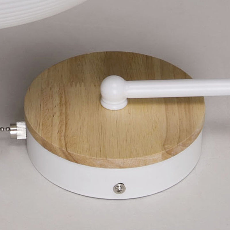 Moderner Stil Flared Leuchtenleuchten Holz 1 leichte Wand montierte Beleuchtung