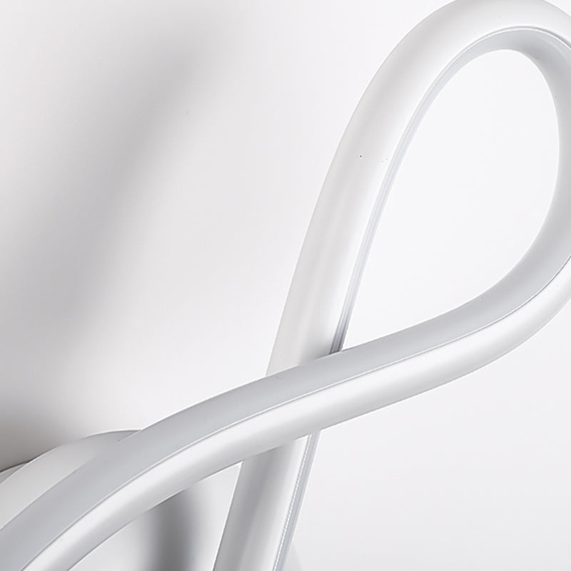 Moderner Stil Metall Wandleuchte lineare Form LED -Wandleuchte für Schlafzimmer