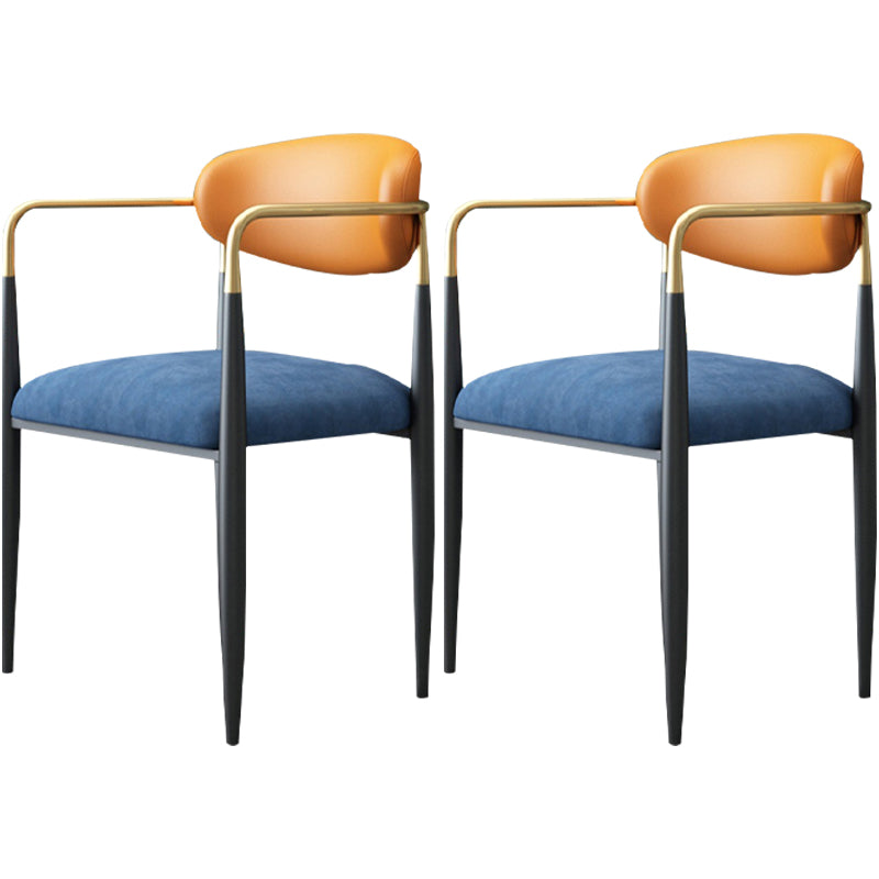 Silla de comedor tapizada con acabado mate y respaldo abierto contemporáneo para sala de conferencias