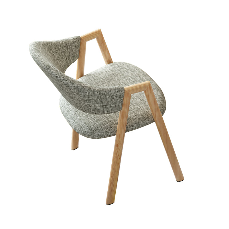 Chaise de salle à manger tapissée au fini mat de chaise à dossier ouvert contemporaine