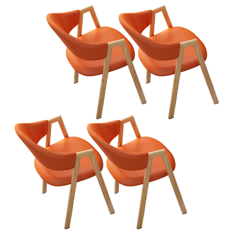 Chaise de salle à manger tapissée au fini mat de chaise à dossier ouvert contemporaine